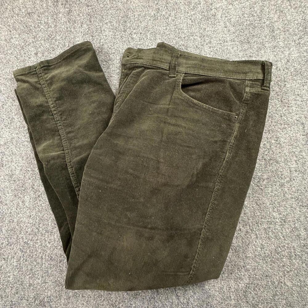 St. Johns Bay Mens Olive Green Corduroy Pants 42x30 Casual Five Pocket Stretch